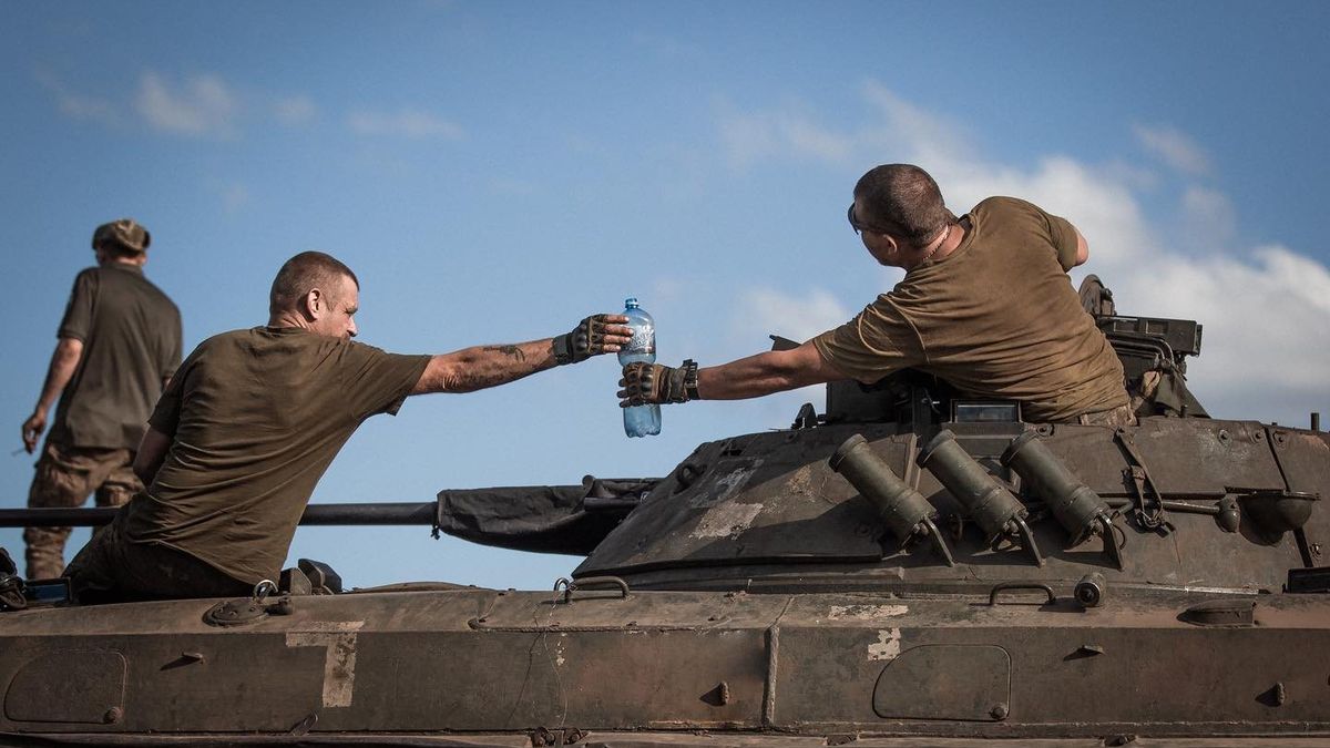 Zprávy z bojiště: Neúspěšná „elitní“ tanková armáda je znovu na frontě